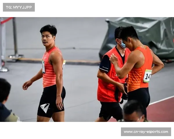 全国综合格斗锦标赛冠军高雨：观众呐喊助我夺金，目标冲击国际赛场。