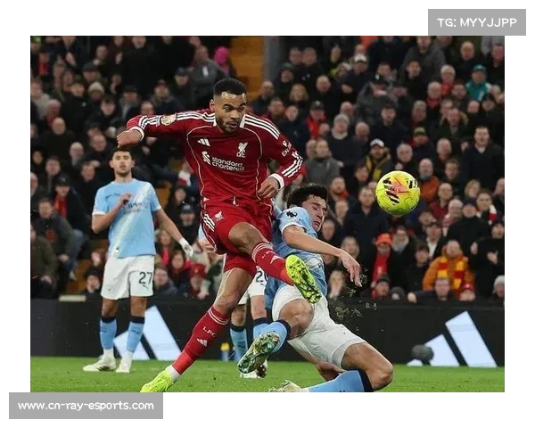 利物浦1-2遭曼城逆转，索博斯洛伊染红离场加剧球队困境