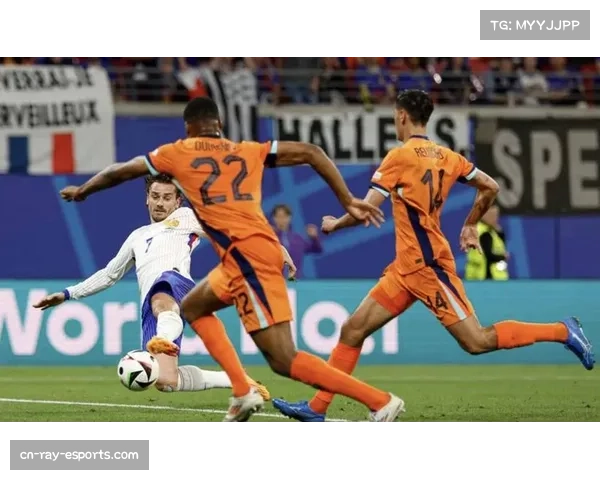 图卢兹0-0闷平斯特拉斯堡，双方均无建树。