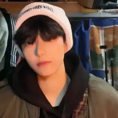 雍恨云